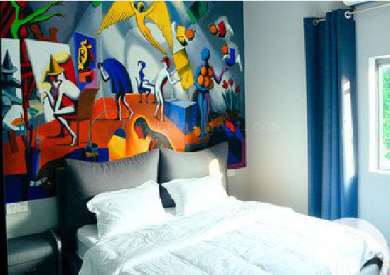 平乐对于酒店的墙体彩绘而言更注重哪些方面？